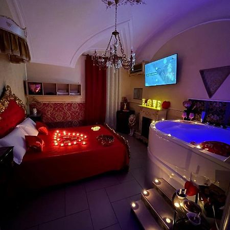 B&B Sotto Gli Archi Катания Екстериор снимка