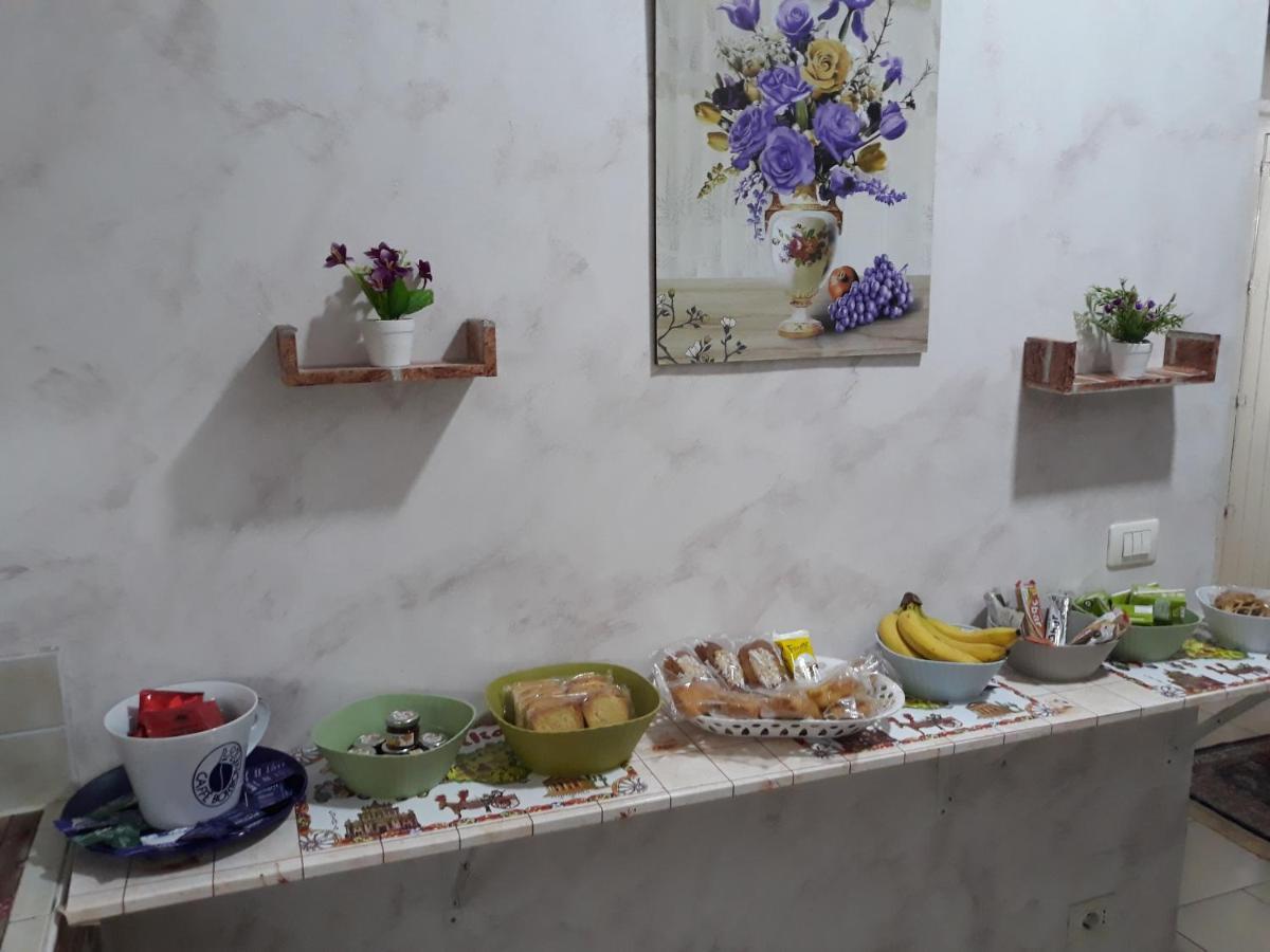 B&B Sotto Gli Archi Катания Екстериор снимка