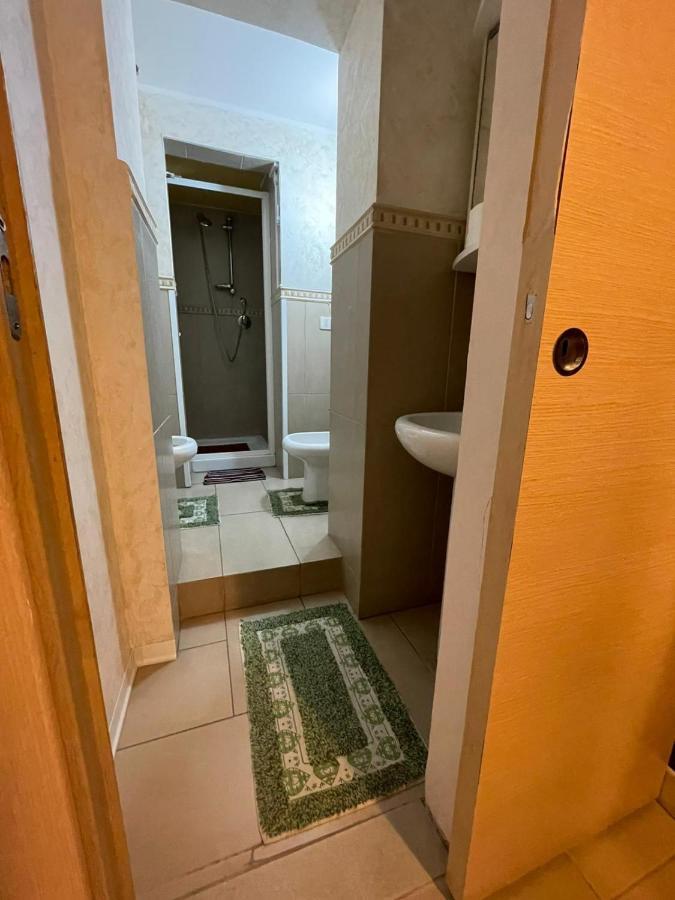 B&B Sotto Gli Archi Катания Екстериор снимка