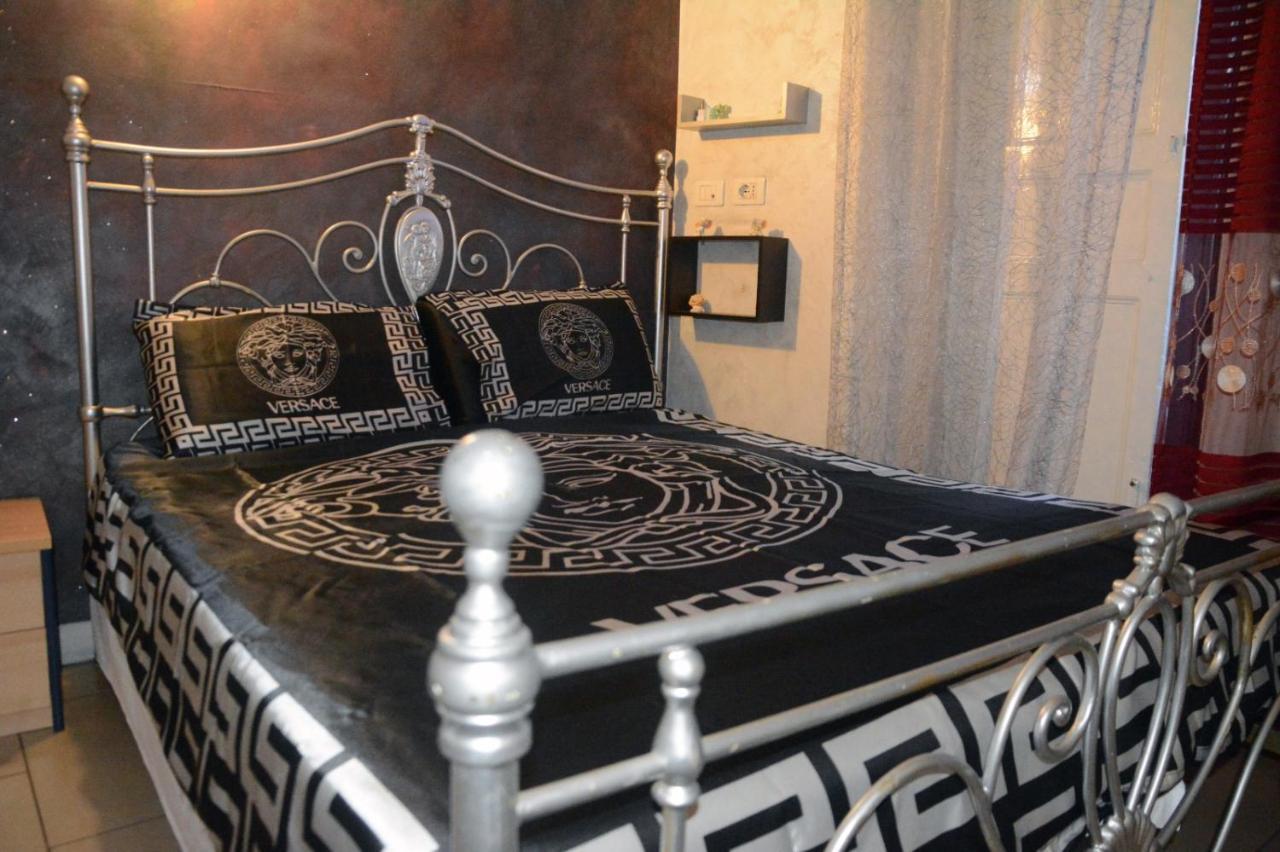 B&B Sotto Gli Archi Катания Екстериор снимка