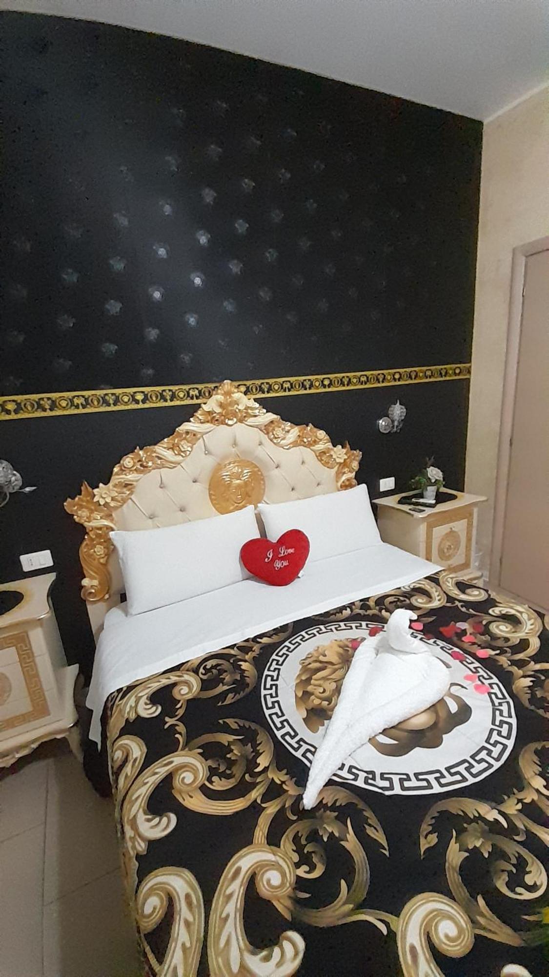 B&B Sotto Gli Archi Катания Екстериор снимка